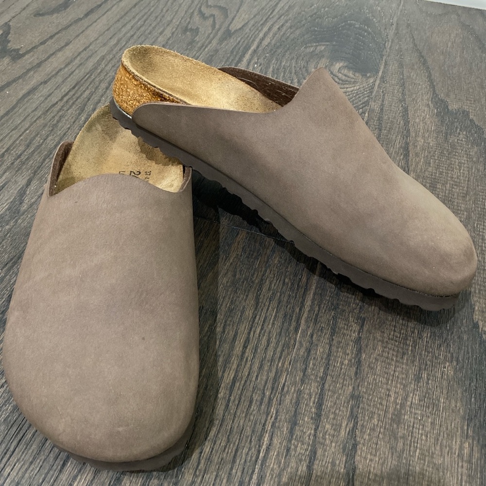 Birkenstocks. No Buckle!!!